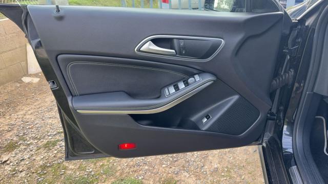 Mercedes Benz Cla Shooting Brake image 1