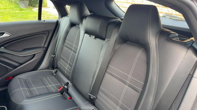 Mercedes Benz Cla Shooting Brake image 2
