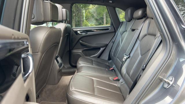 Porsche Macan image 6
