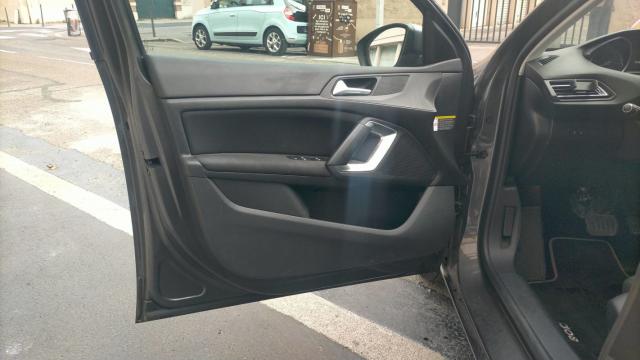 Peugeot 308 image 6