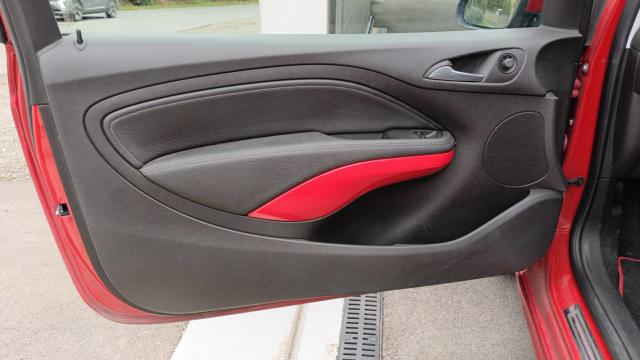 Opel Adam image 9