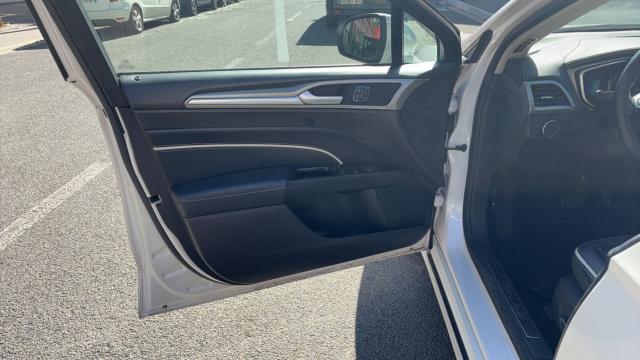 Ford Mondeo image 3