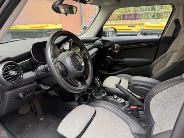 Mini Mini image 9
