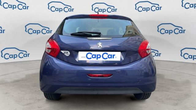 Peugeot 208 image 9