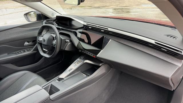 Peugeot 308 image 3