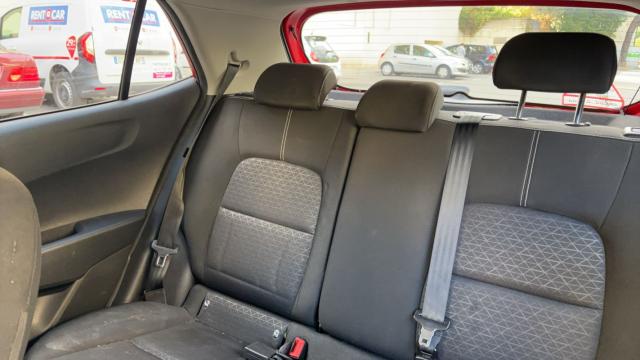 Kia Picanto image 6