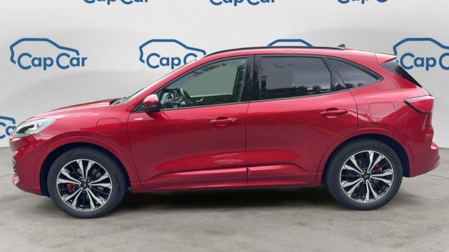 Ford Kuga image 1