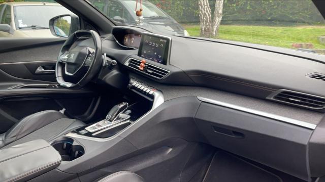 Peugeot 3008 image 3