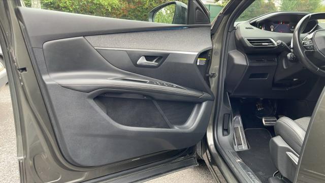 Peugeot 3008 image 9