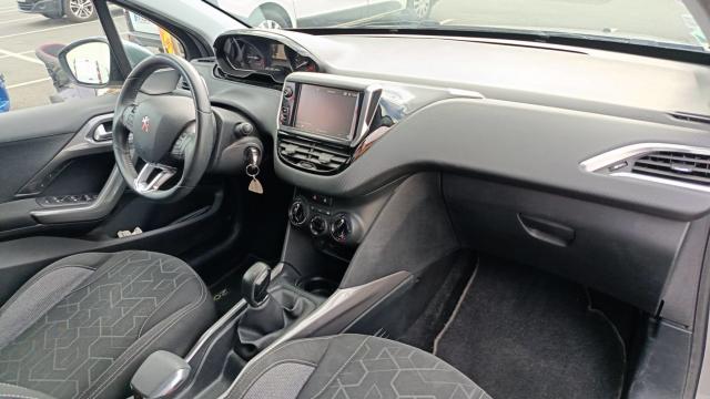 Peugeot 2008 image 5