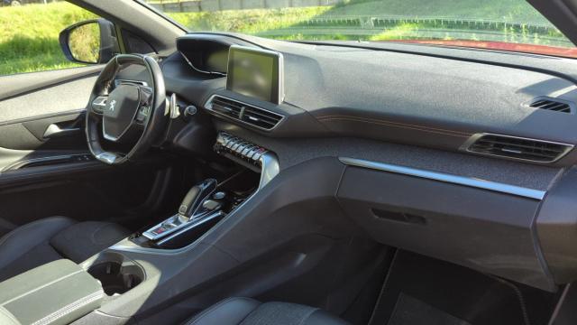 Peugeot 3008 image 8