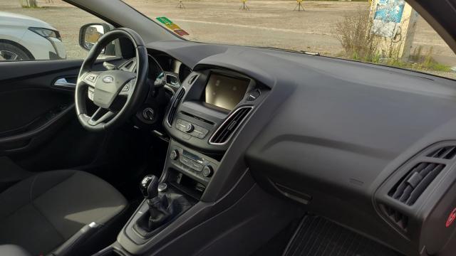 Ford Focus image 5