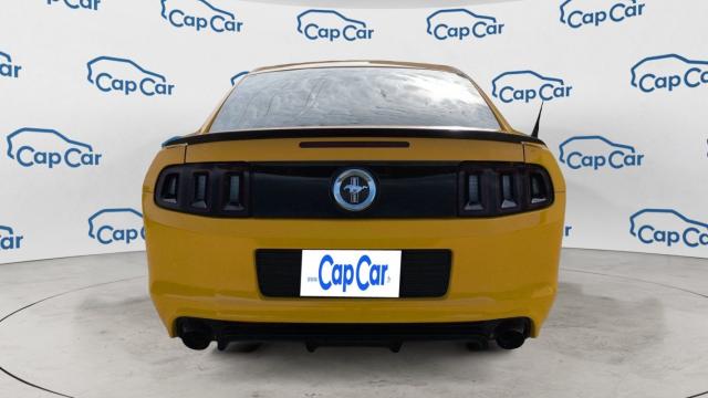 Ford Mustang image 6