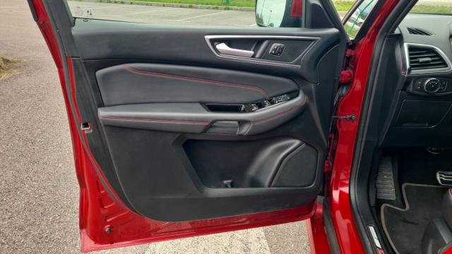 Ford S-Max image 1
