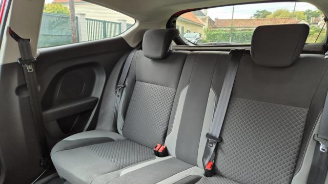 Ford Fiesta image 2