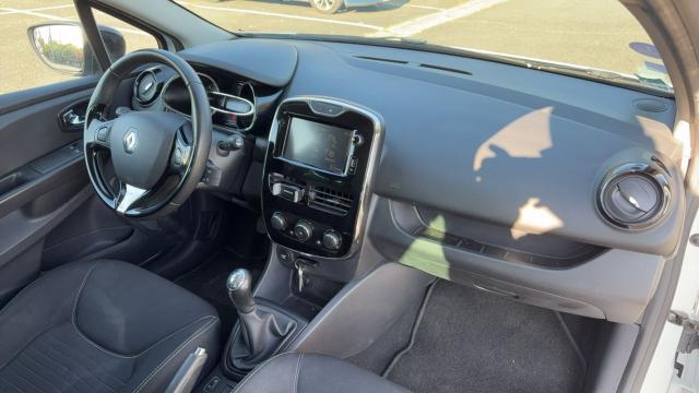 Renault Clio Estate image 9