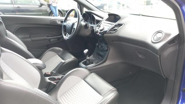 Ford Fiesta image 9