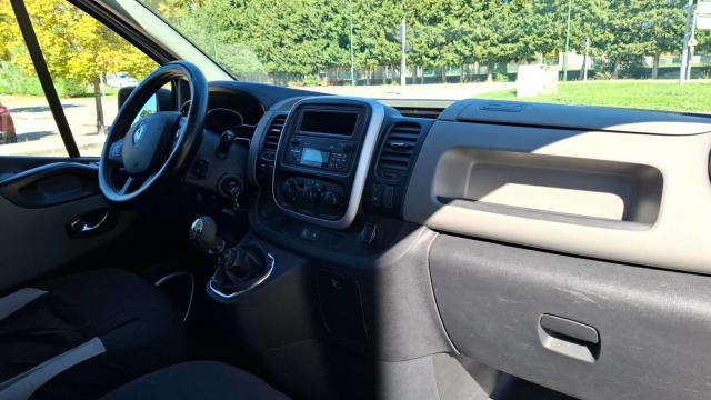 Renault Trafic image 1
