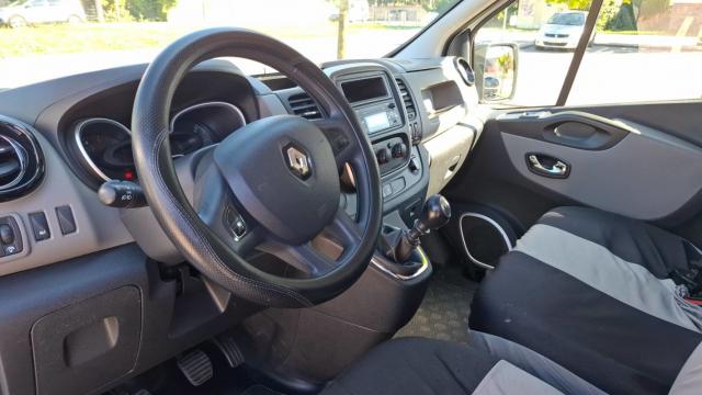 Renault Trafic image 4