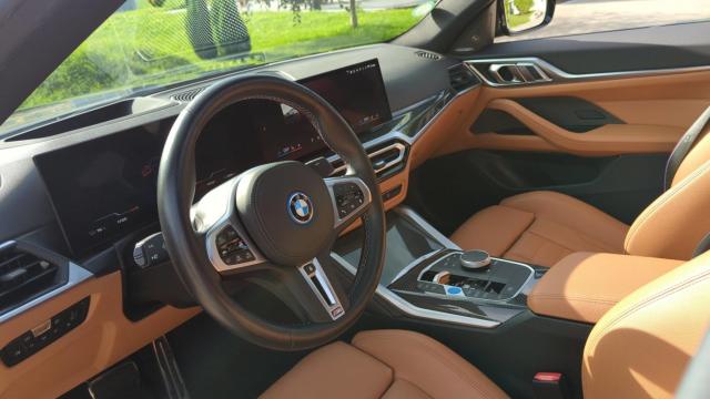 Bmw I4 image 3