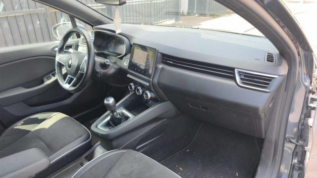 Renault Clio image 1