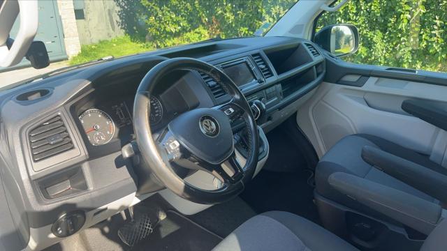 Volkswagen Transporter image 3