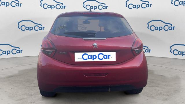Peugeot 208 image 8