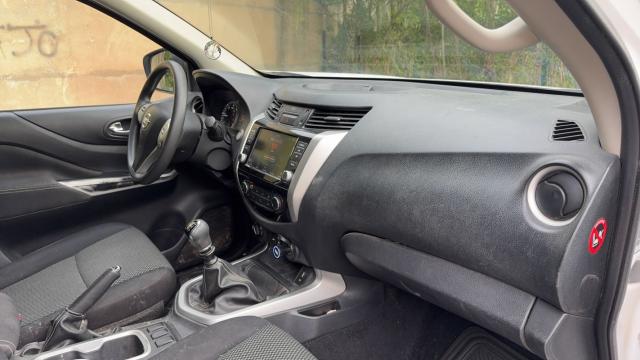 Nissan Navara image 2