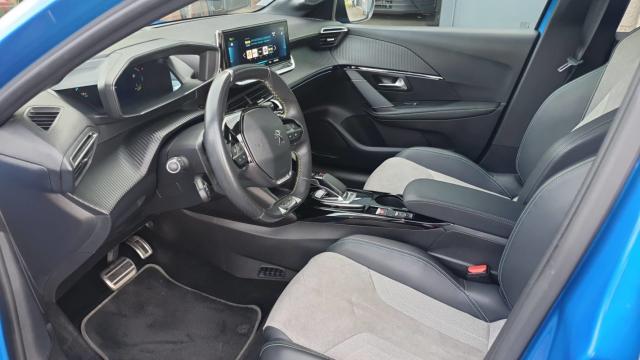Peugeot E-208 image 8