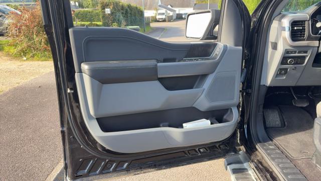 Ford F 150 image 1