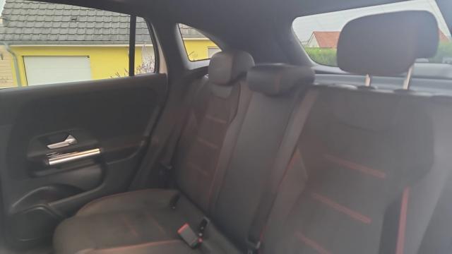 Mercedes Benz Classe Gla image 3