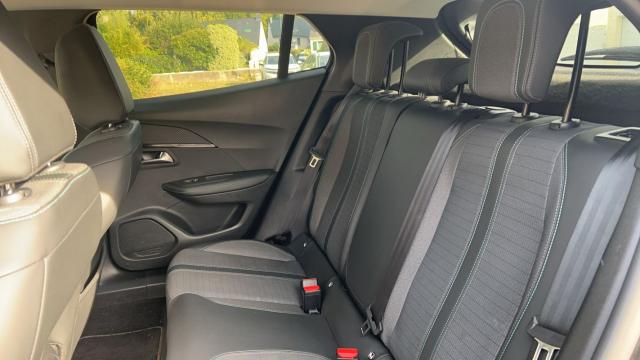 Peugeot 2008 image 2