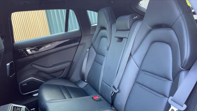 Porsche Panamera image 5