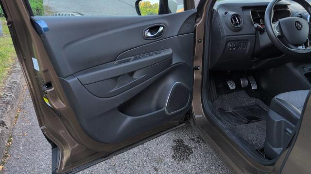 Renault Captur image 2