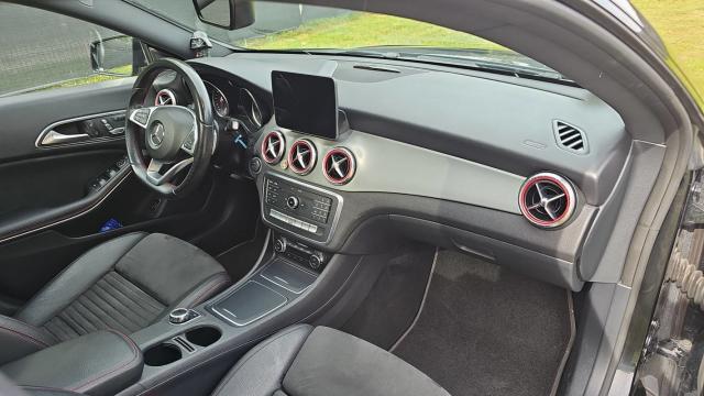 Mercedes Benz Cla Shooting Brake image 8