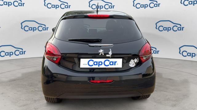 Peugeot 208 image 5