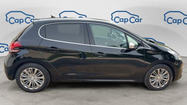 Peugeot 208 image 8
