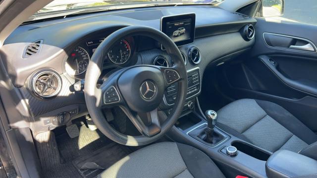 Mercedes Benz Gla image 3