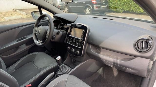 Renault Clio image 9