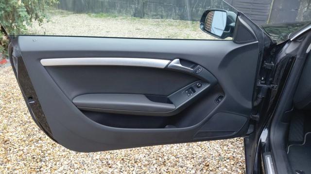 Audi A5 image 2