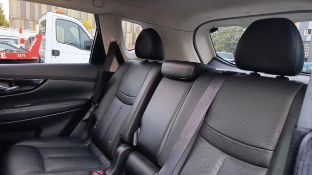 Nissan X-Trail image 7