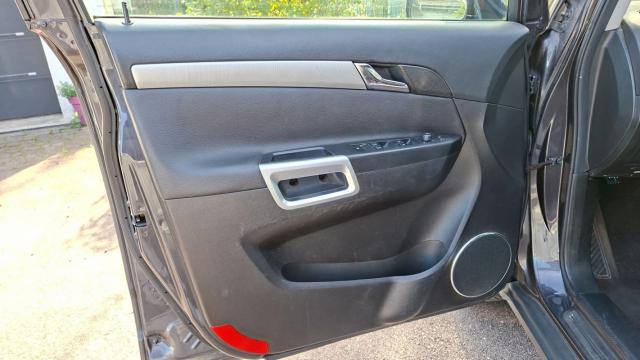 Opel Antara image 2