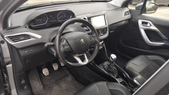 Peugeot 2008 image 7