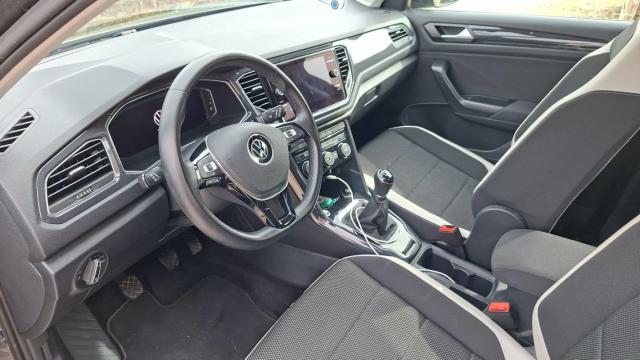 Volkswagen T-Roc image 1