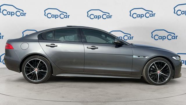 Jaguar Xe image 9
