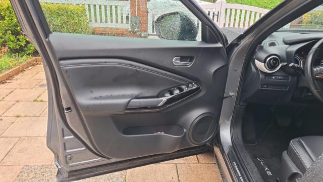 Nissan Juke image 2