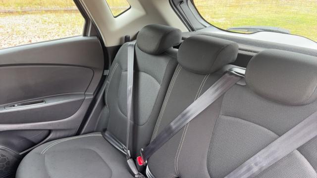 Renault Captur image 2