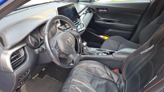 Toyota C-Hr image 1