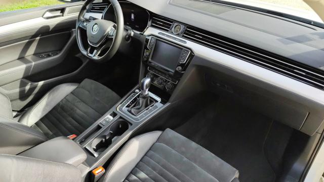 Volkswagen Passat Sw image 8