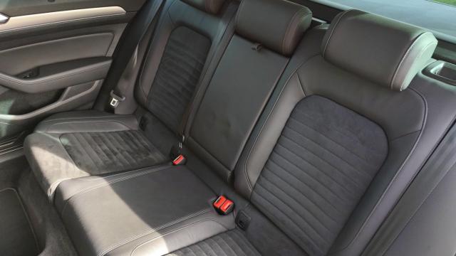 Volkswagen Passat Sw image 4